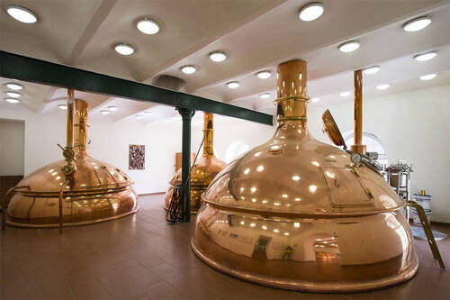 Salle de brassage de la brasserie Bernard